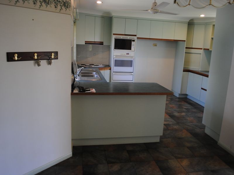 25 Fairway Drive, Warwick QLD 4370