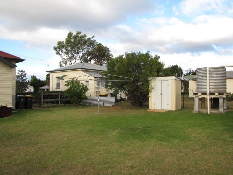 30 Fitzroy Street, Warwick QLD 4370