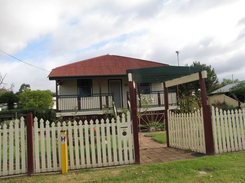 30 Fitzroy Street, Warwick QLD 4370