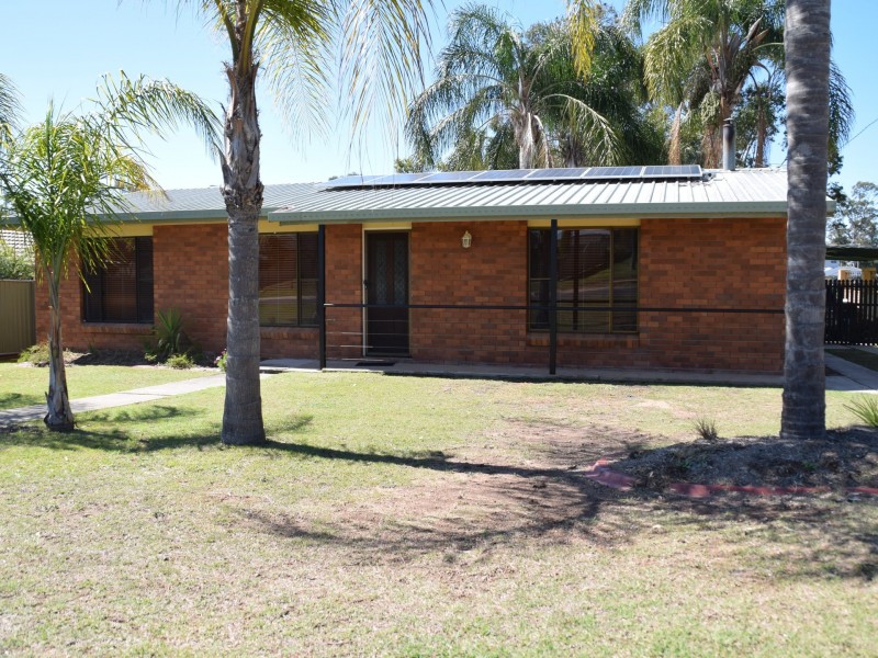 18 Batterham Street, Warwick QLD 4370