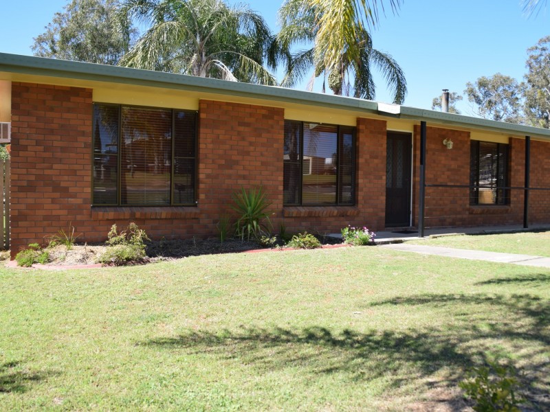 18 Batterham Street, Warwick QLD 4370
