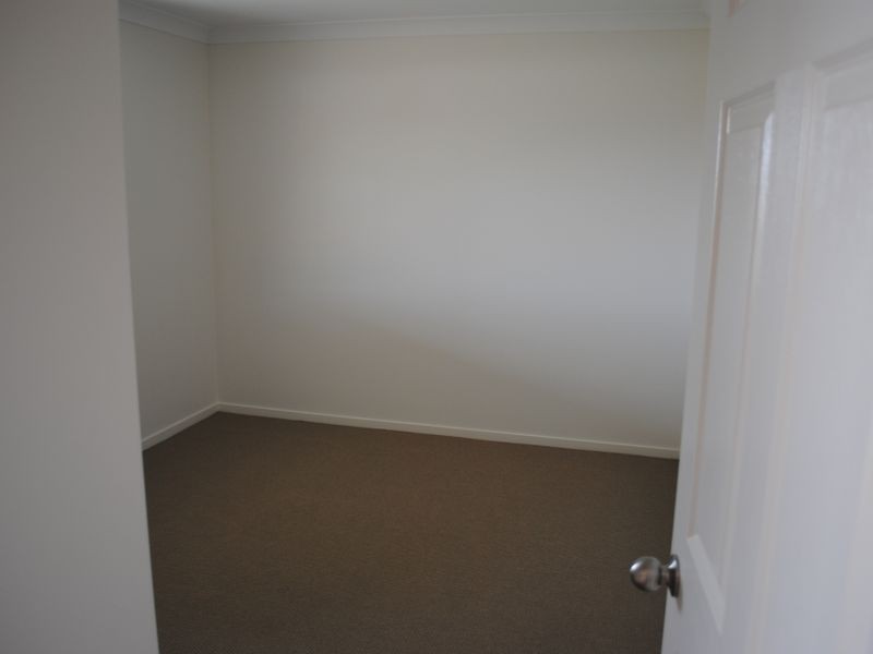 26 Capital Drive, Rosenthal Heights QLD 4370