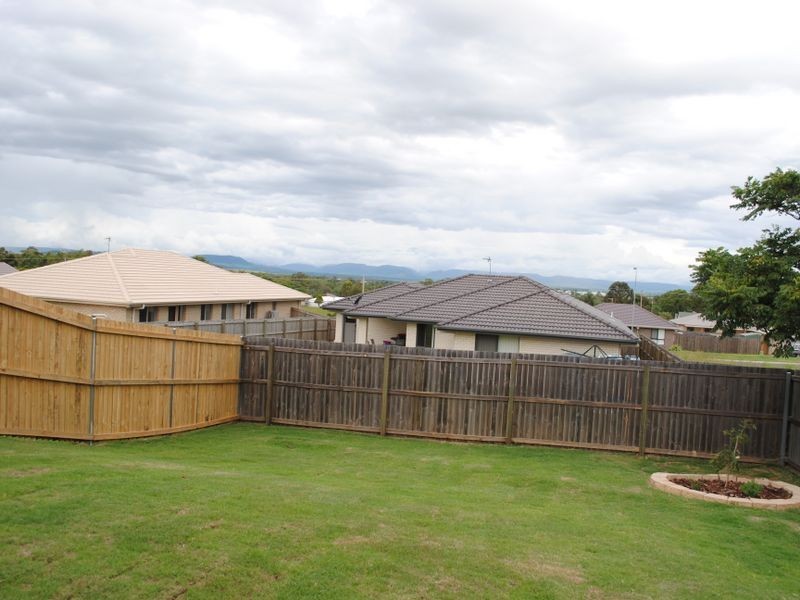26 Capital Drive, Rosenthal Heights QLD 4370