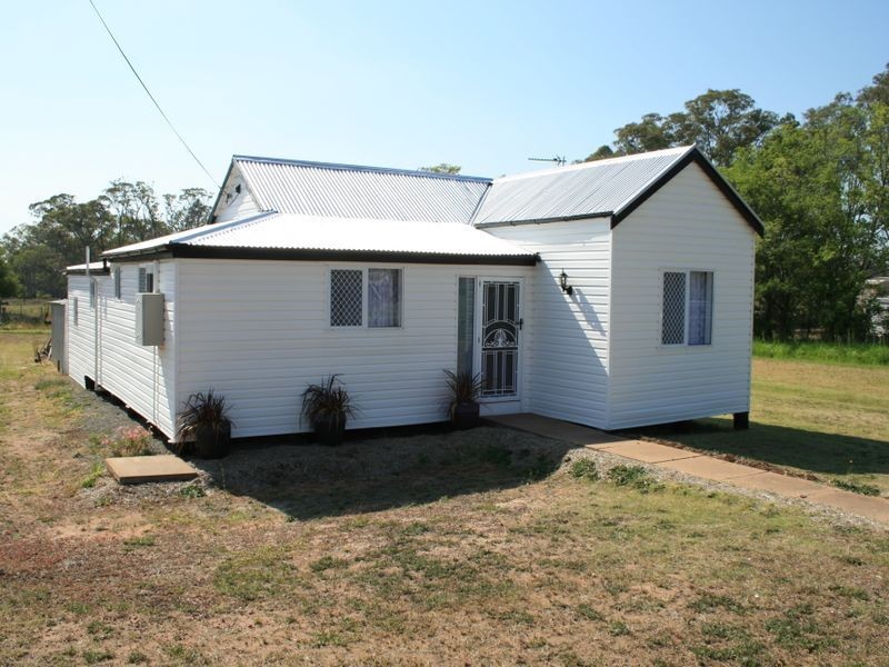 22 Sturt Street, Warwick QLD 4370