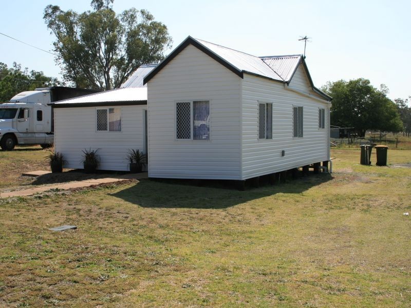 22 Sturt Street, Warwick QLD 4370