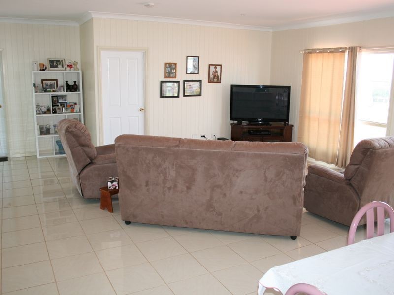 18 Old Emuvale Road, Yangan QLD 4371