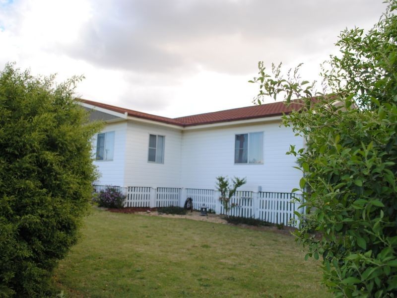 11 Redgwell Street, Warwick QLD 4370