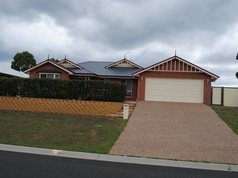 40 Himyar Drive, Warwick QLD 4370