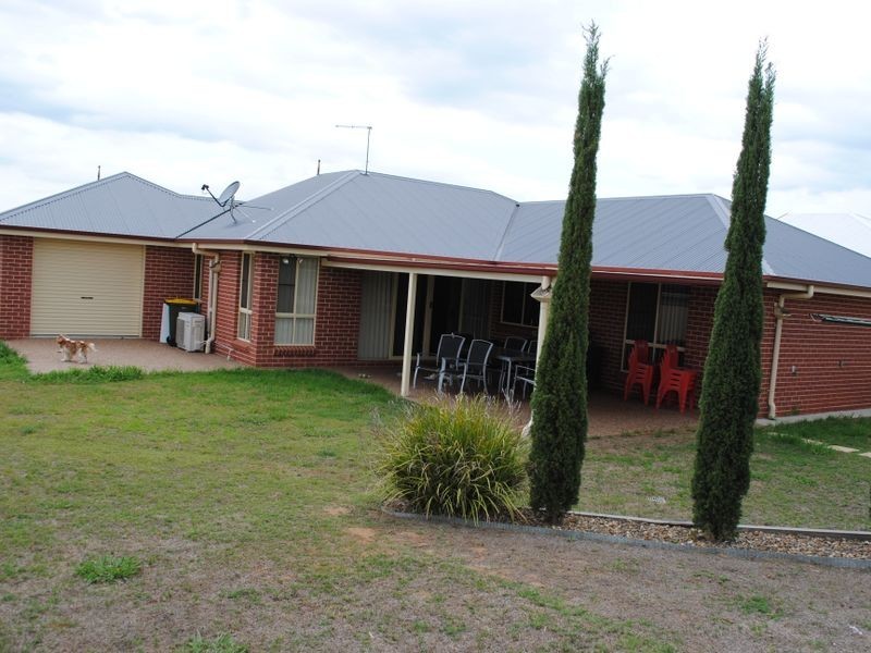 40 Himyar Drive, Warwick QLD 4370