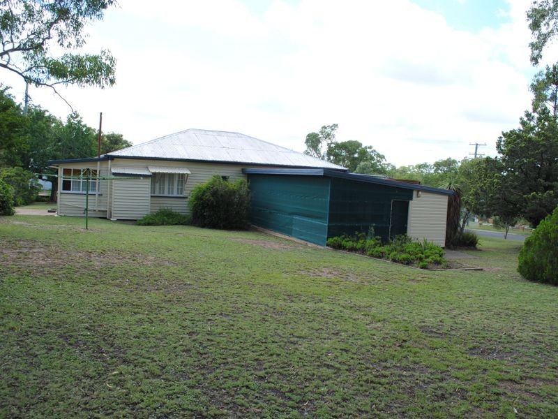 7 Sturt Street, Warwick QLD 4370