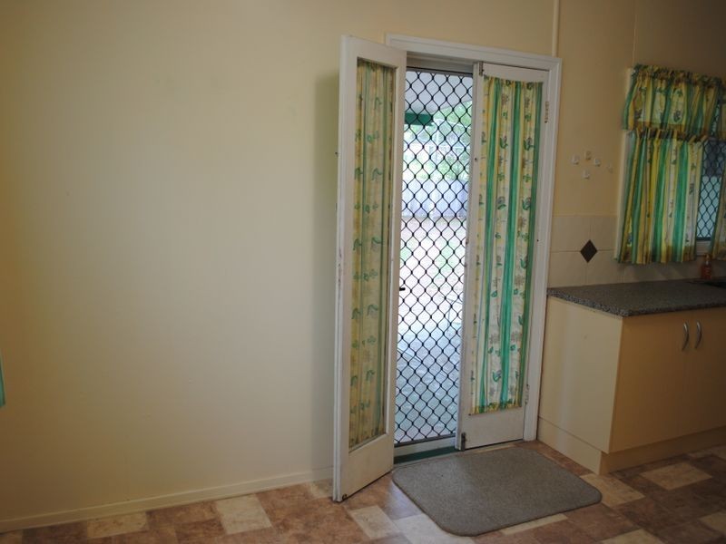 8 Crawford Street, Warwick QLD 4370