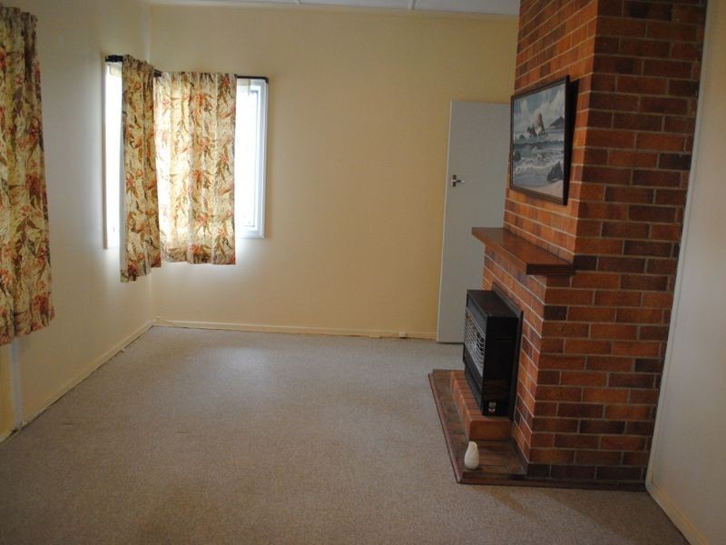 8 Crawford Street, Warwick QLD 4370