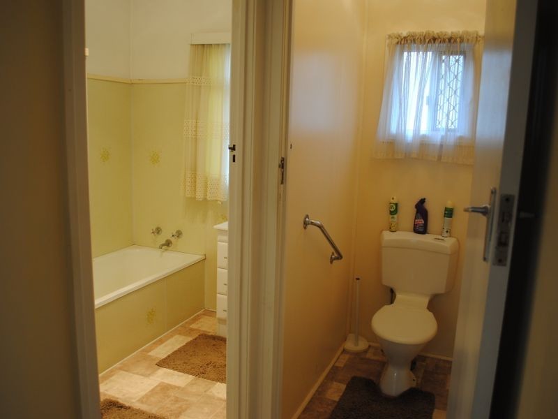 8 Crawford Street, Warwick QLD 4370