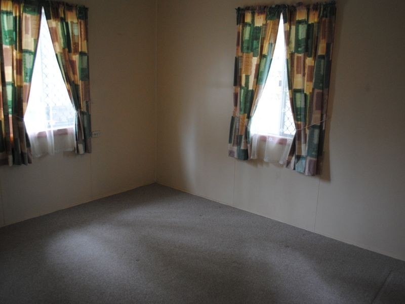 8 Crawford Street, Warwick QLD 4370