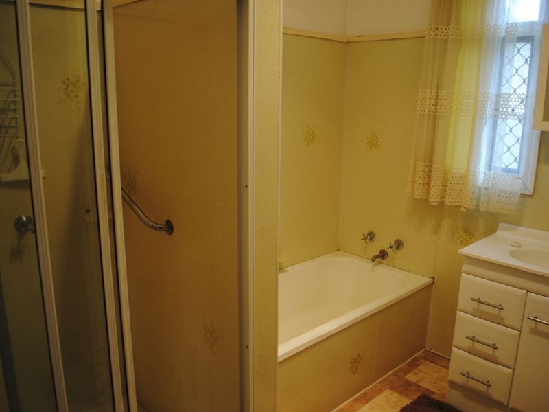 8 Crawford Street, Warwick QLD 4370