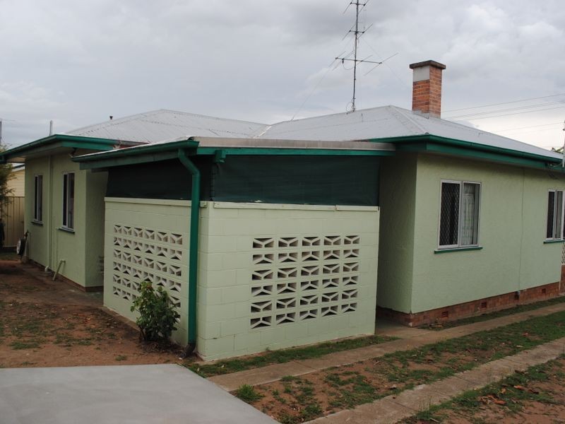 8 Crawford Street, Warwick QLD 4370