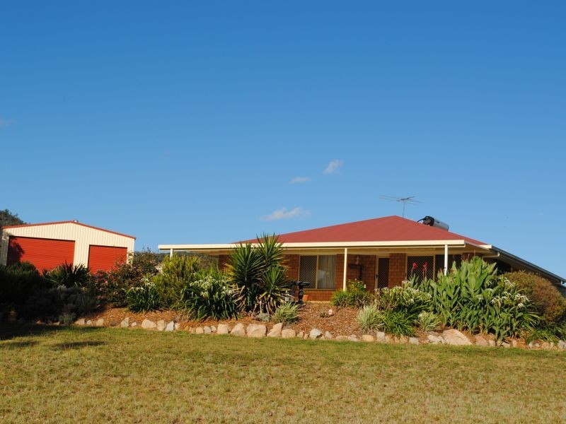 42 Potters Road, Warwick QLD 4370