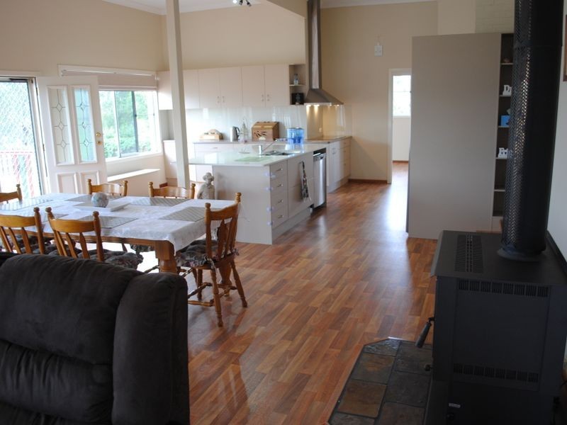 9 Gibson Road, Warwick QLD 4370