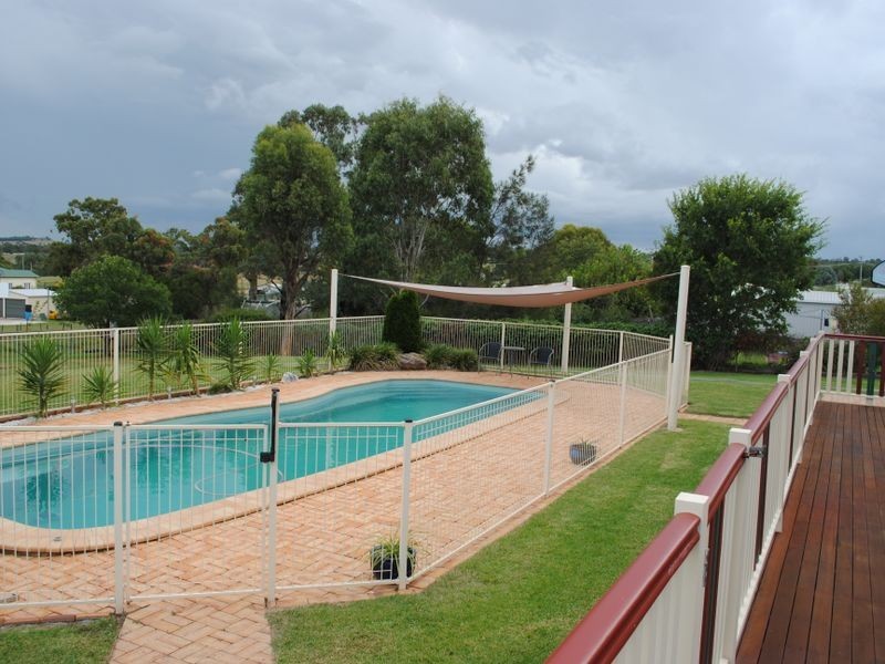 9 Gibson Road, Warwick QLD 4370