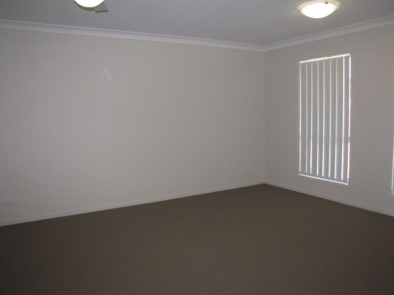 32 Capital Drive, Warwick QLD 4370