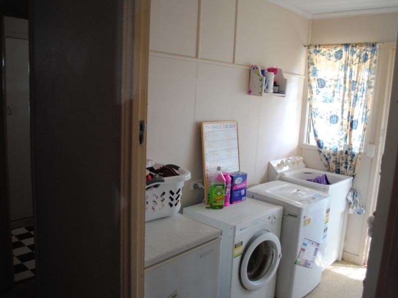 1 Glennie Street, Warwick QLD 4370