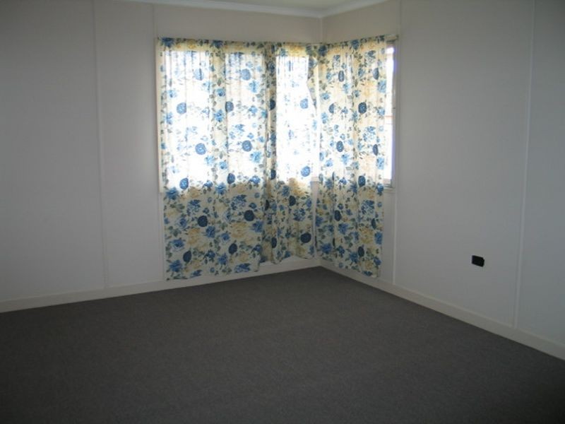 1 Glennie Street, Warwick QLD 4370