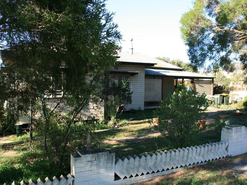 115 Wood Street, Warwick QLD 4370