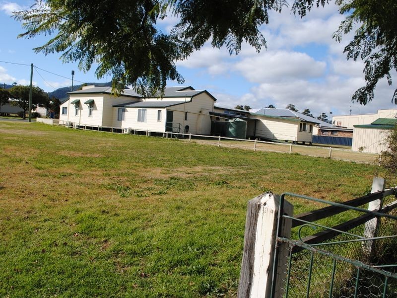 24 Ivy Street, Killarney QLD 4373