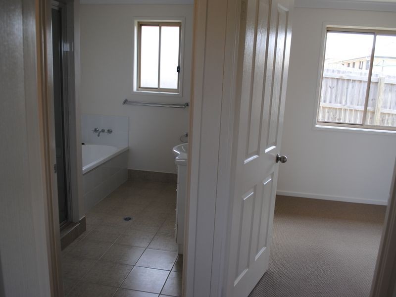 109A Tooth Street, Rosenthal Heights QLD 4370