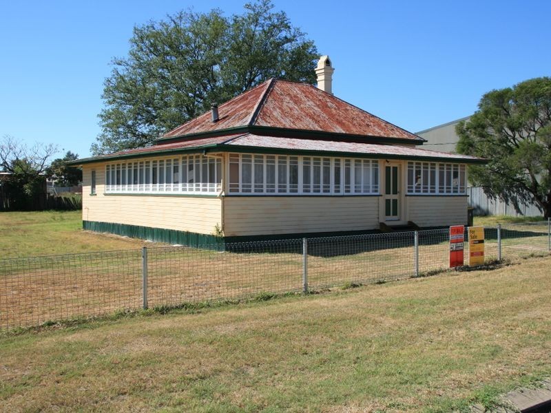 18 Canning Street, Warwick QLD 4370