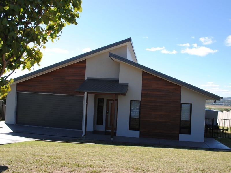 14 Lookout Place, Rosenthal Heights QLD 4370