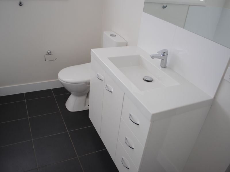 1A Sturt Street, Warwick QLD 4370