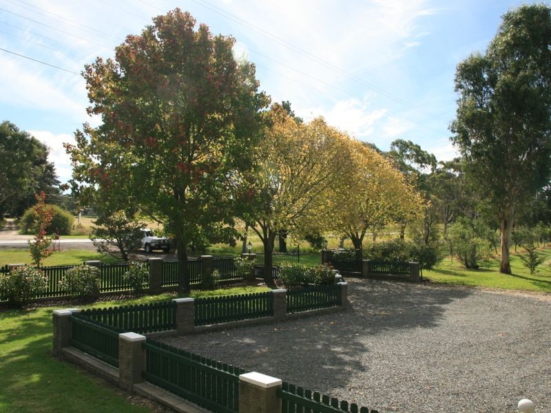 25555 New England Highway, Applethorpe QLD 4378