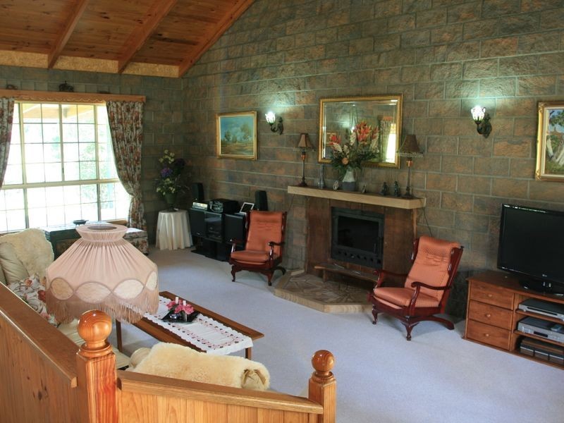 25555 New England Highway, Applethorpe QLD 4378