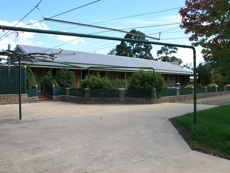 25555 New England Highway, Applethorpe QLD 4378