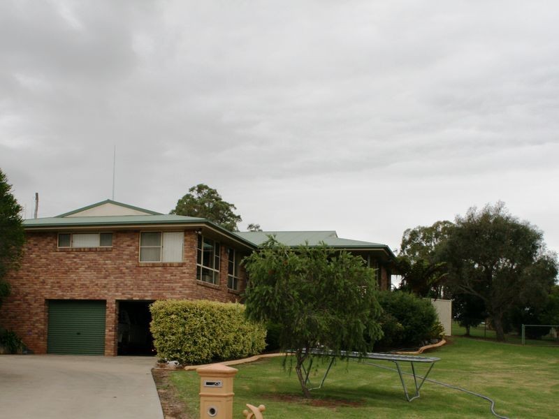 24 Westview Road, Warwick QLD 4370
