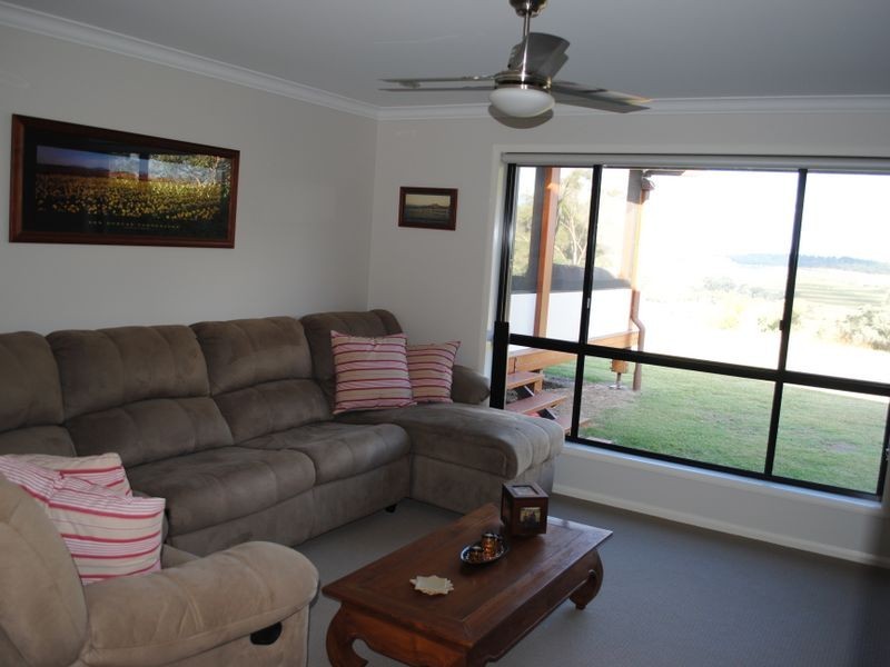 67 Holzwarts Road, Allora QLD 4362