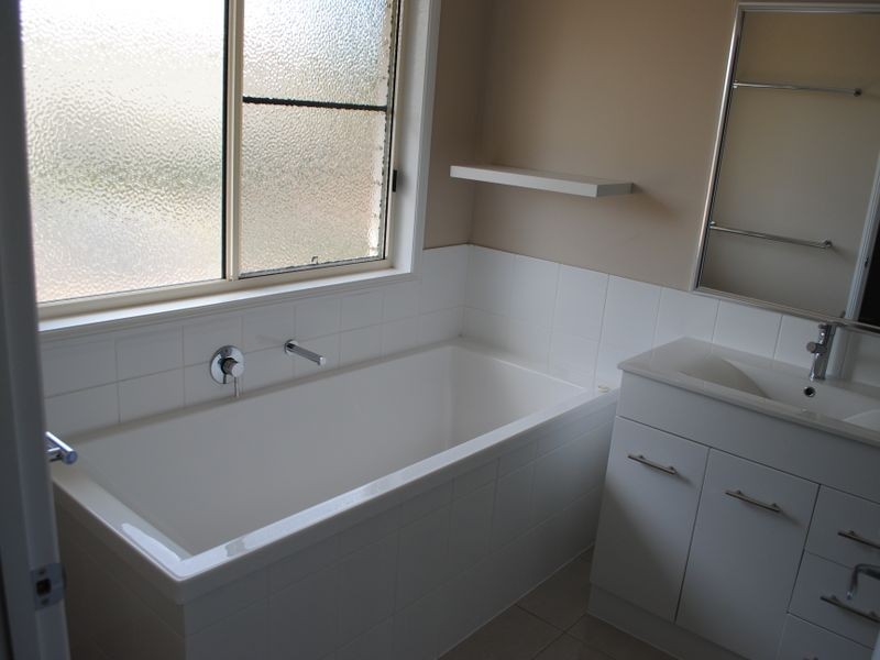 52 Quigleys Road, Deuchar QLD 4362