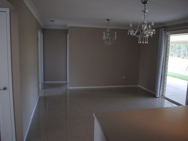 52 Quigleys Road, Deuchar QLD 4362