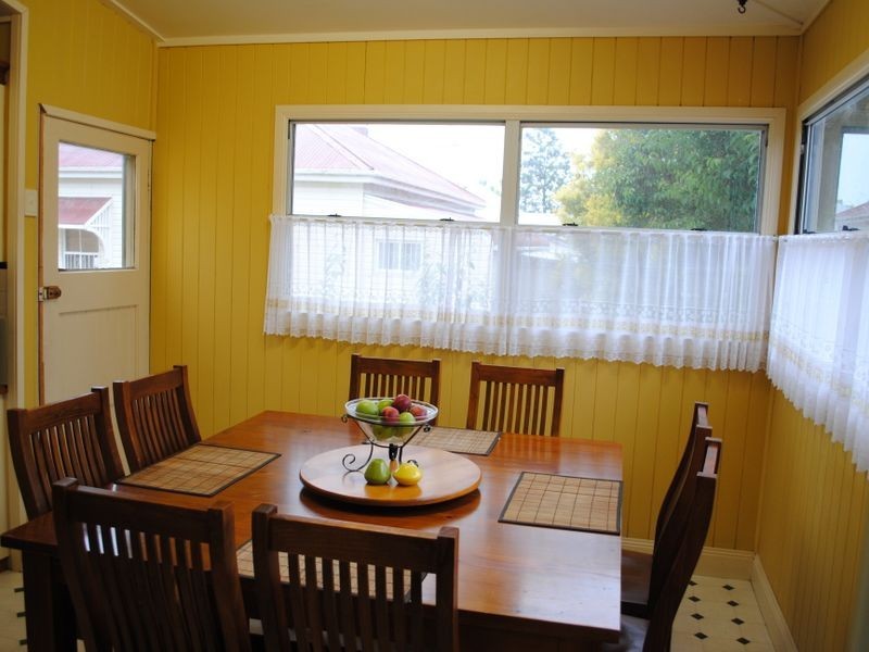 84 Pratten Street, Warwick QLD 4370