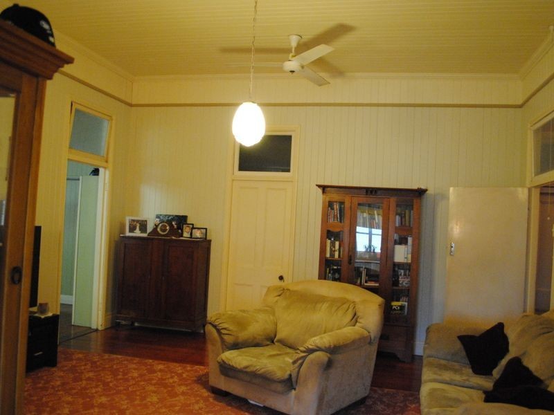 84 Pratten Street, Warwick QLD 4370