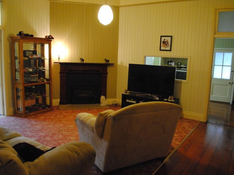 84 Pratten Street, Warwick QLD 4370