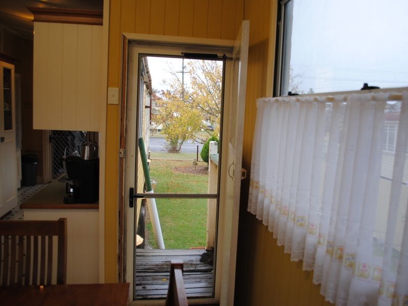 84 Pratten Street, Warwick QLD 4370