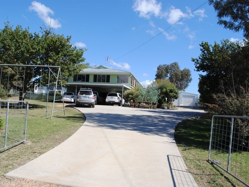 9 Bell Street, Rosenthal Heights QLD 4370