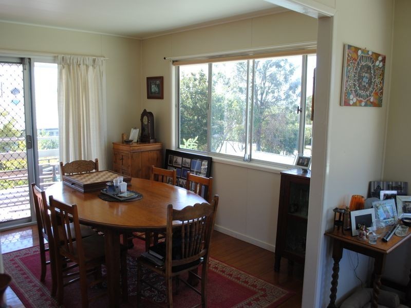 9 Bell Street, Rosenthal Heights QLD 4370