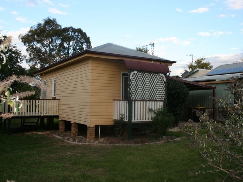 44a Stewart Avenue, Warwick QLD 4370