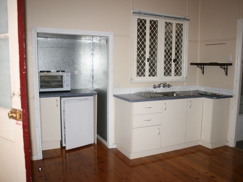 44a Stewart Avenue, Warwick QLD 4370