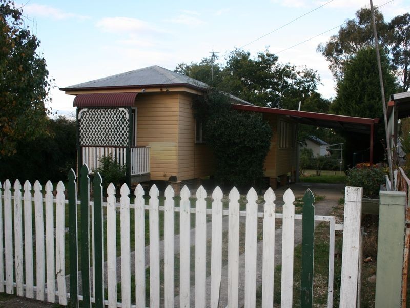 44a Stewart Avenue, Warwick QLD 4370