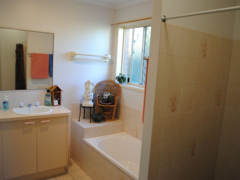 33 Furness Crescent, Warwick QLD 4370