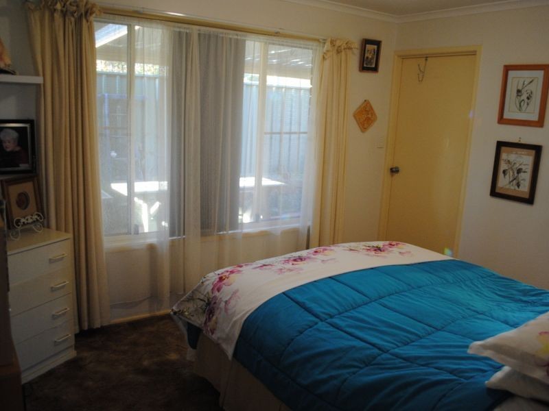 33 Furness Crescent, Warwick QLD 4370